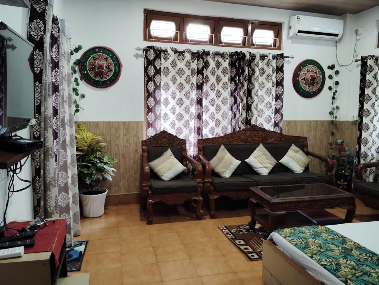 Amazing Homestay Guwahati Eksteriør bilde